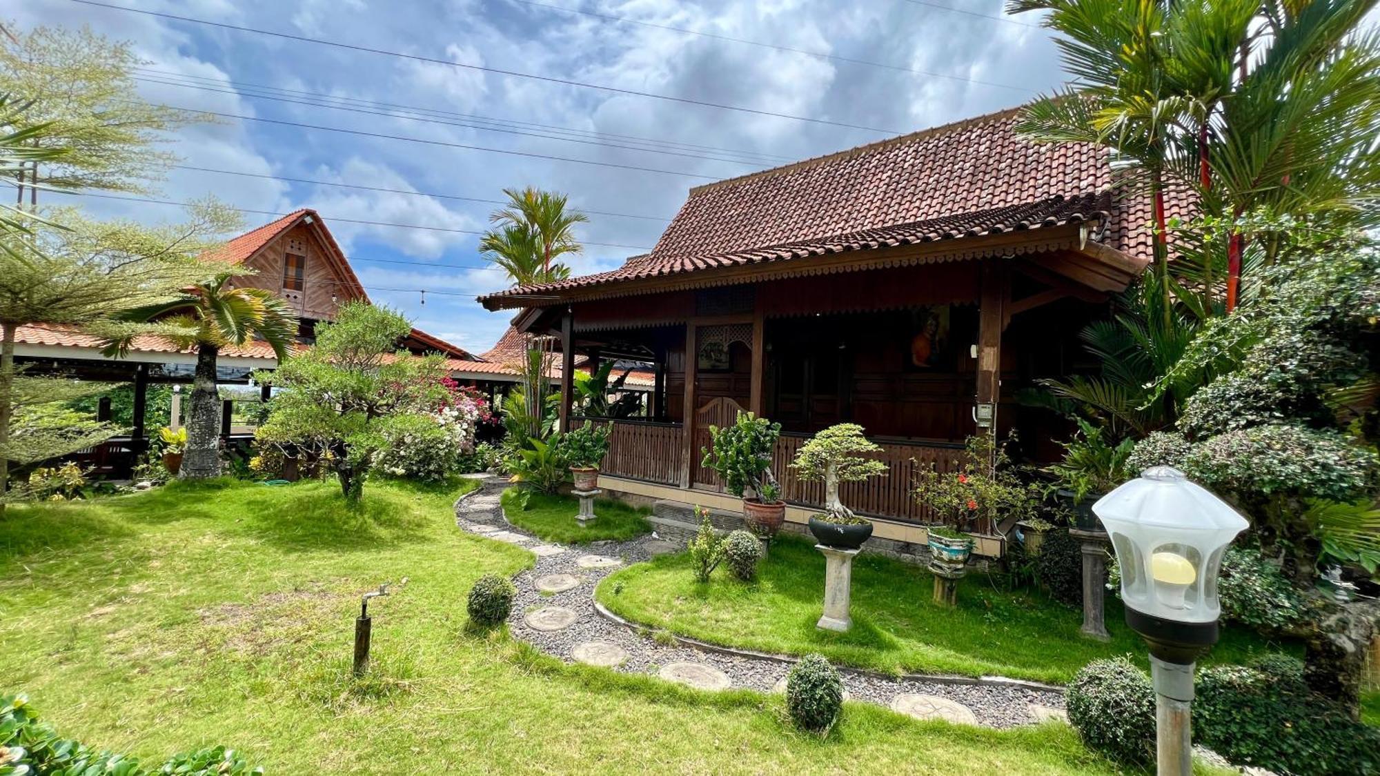 Oku Guest House Giri  Exterior foto